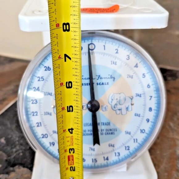Vintage American Family Nursery Scale - Picture 6 of 7